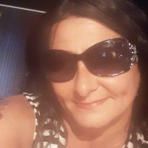 Meet your Posher, Larisa